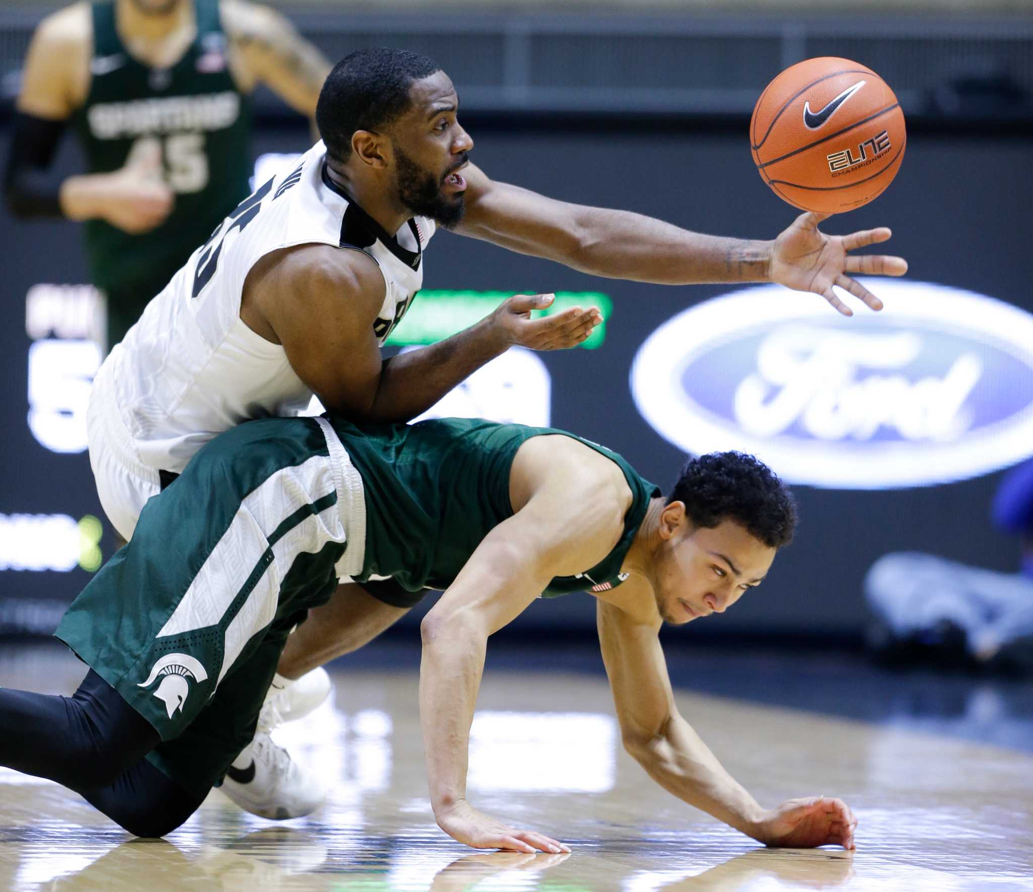 Purdue upsets Spartans in OT