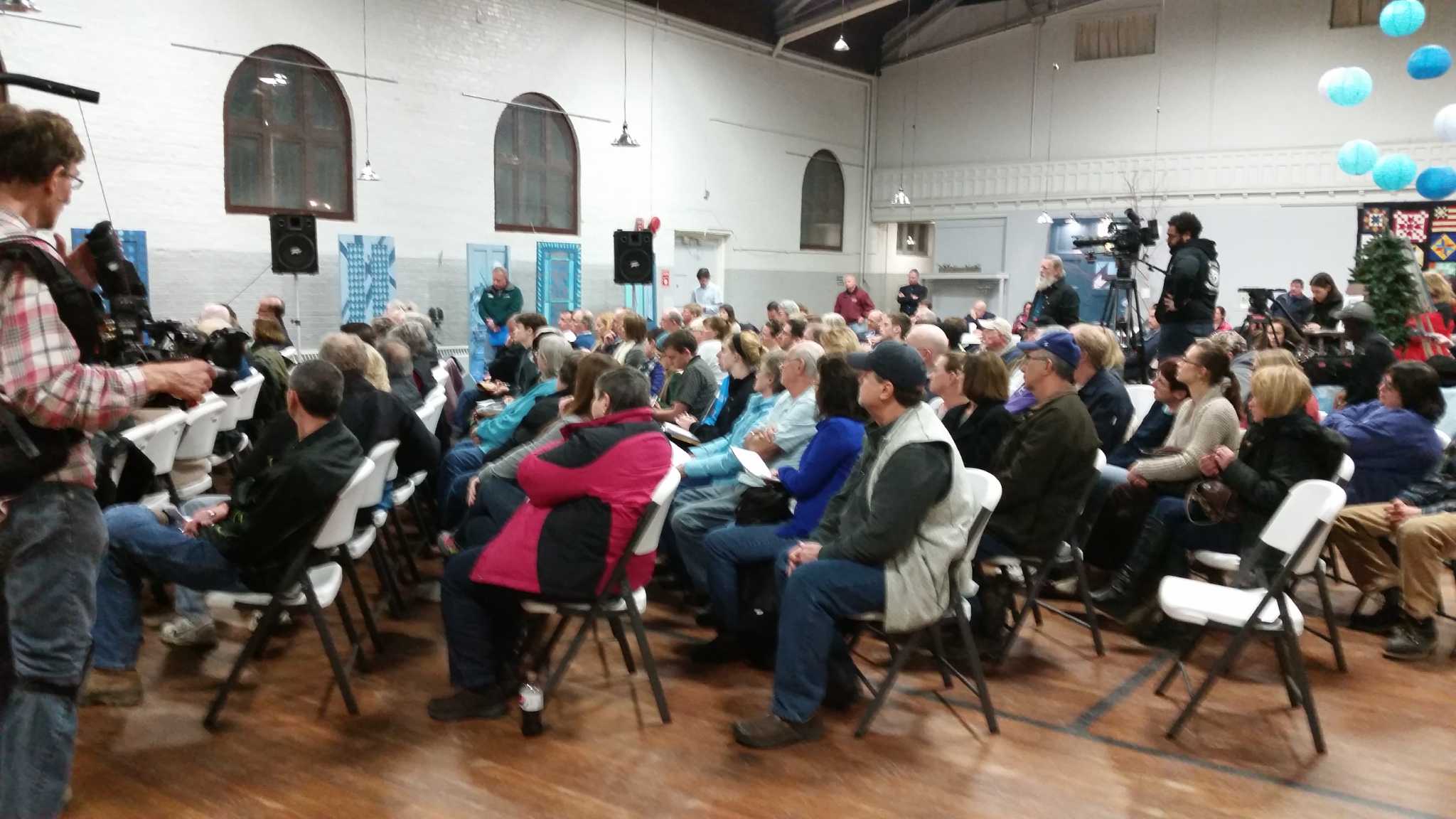 Slide show of Hoosick Falls water crisis