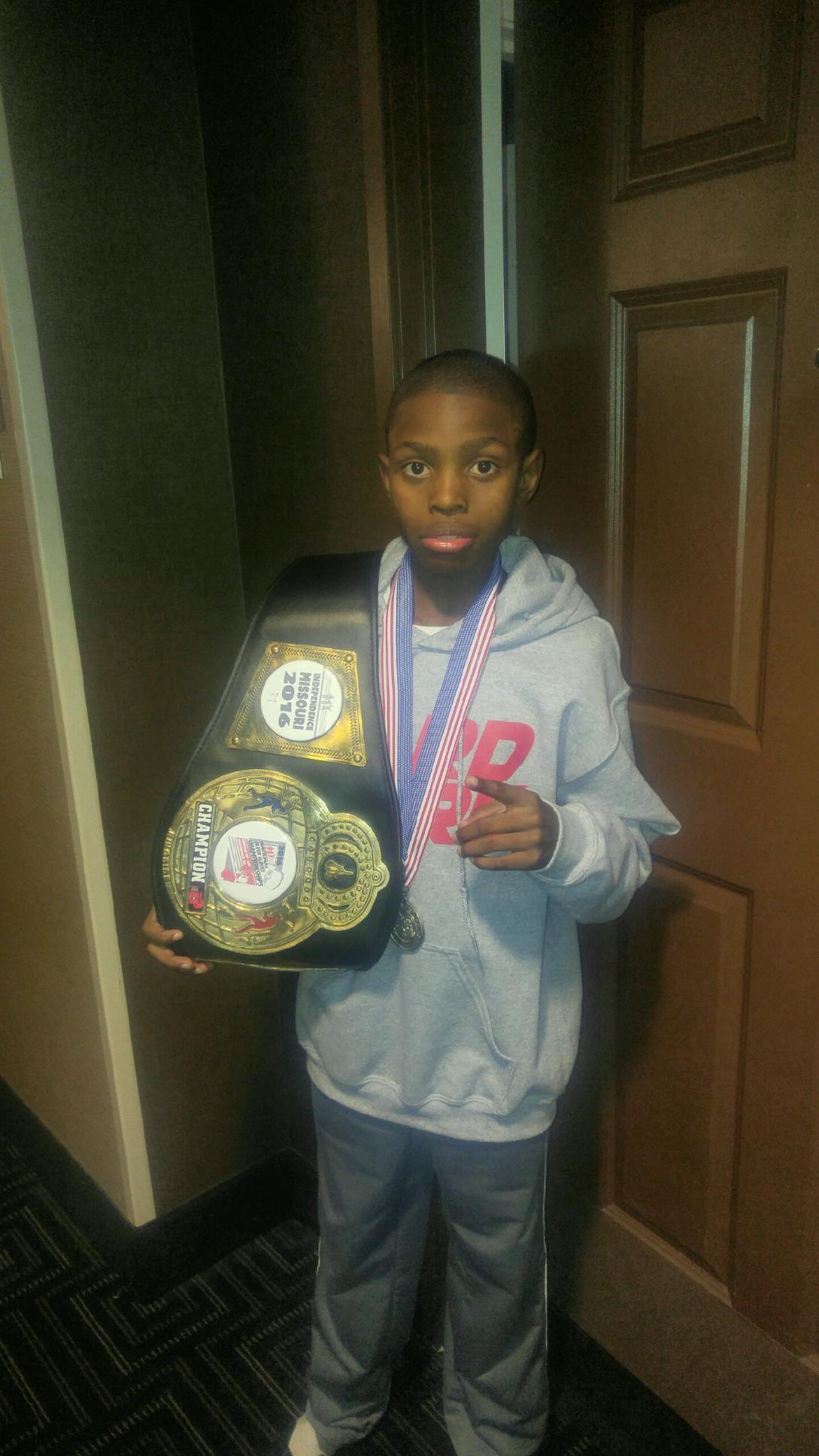 Albany boxer wins Silver Gloves national championship