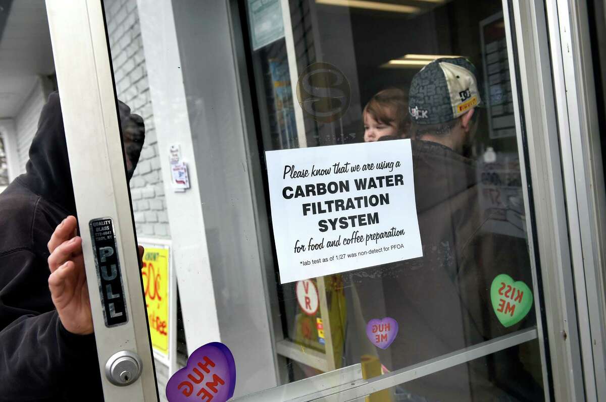 A sign on the door states the water used for food and coffee preparation is safe on Wednesday, Feb. 10, 2016, at Stewart's in Hoosick Falls, N.Y. (Cindy Schultz / Times Union)