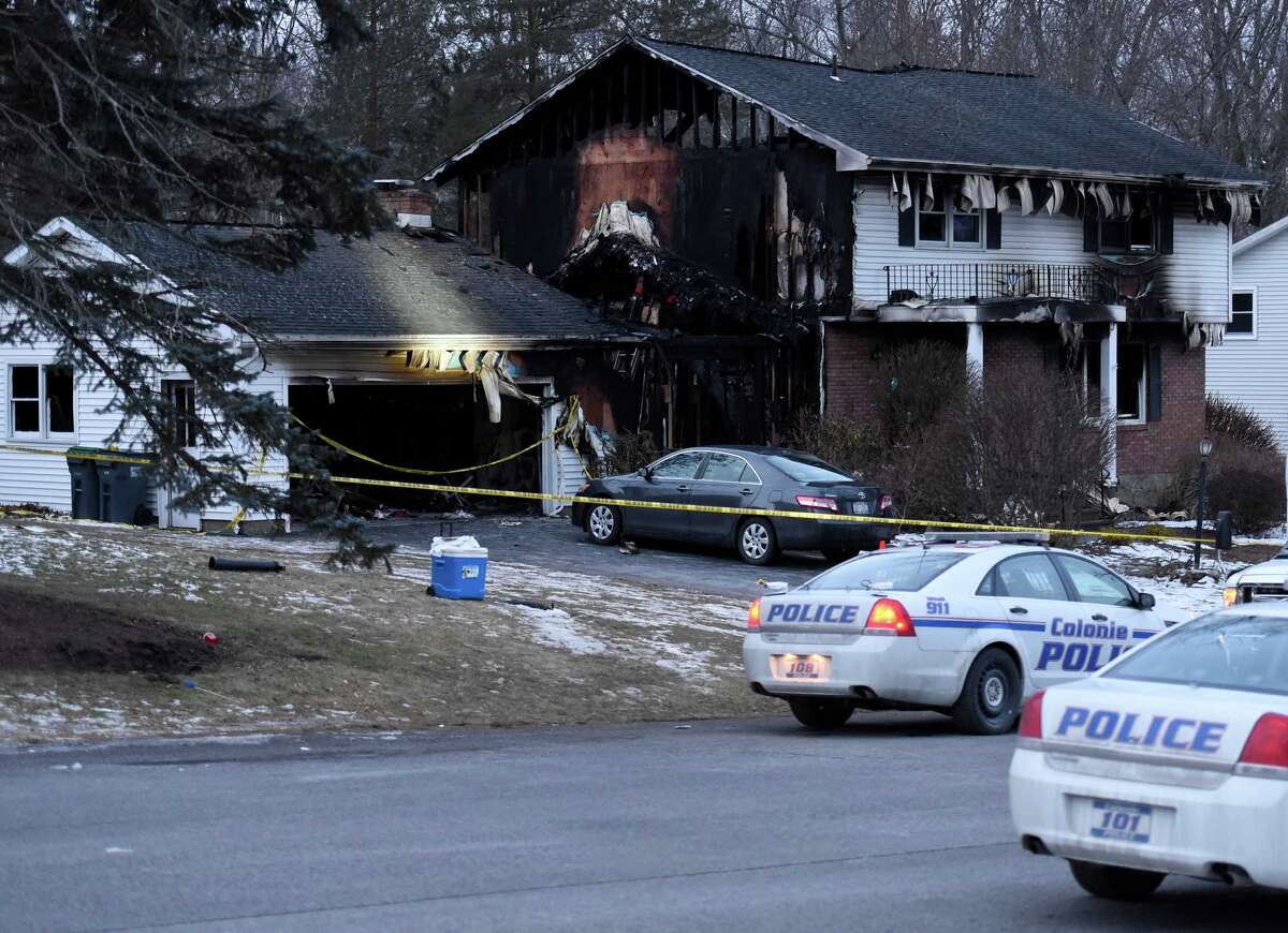 Crew demolishes Colonie house where cop killed wife, son and himself