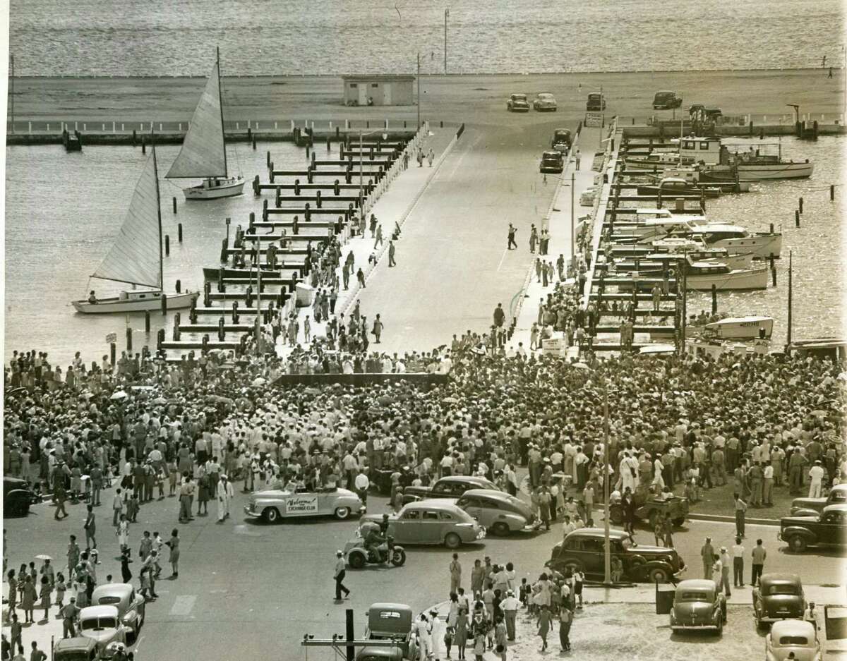 Spring break look back Vintage photographs of Corpus Christi, 1910s to