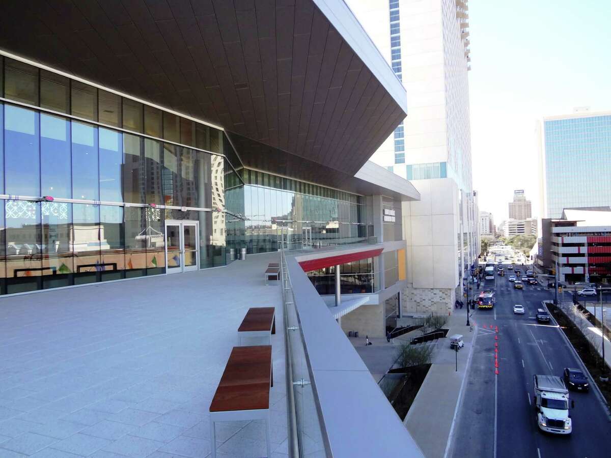 The Convention Center deck over Market Street has great views of downtown, and can be used for cocktail receptions and other events.