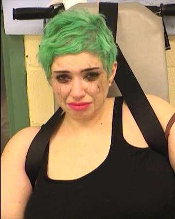 Police Central Texas Woman With Green Hair Fled After Hitting Man