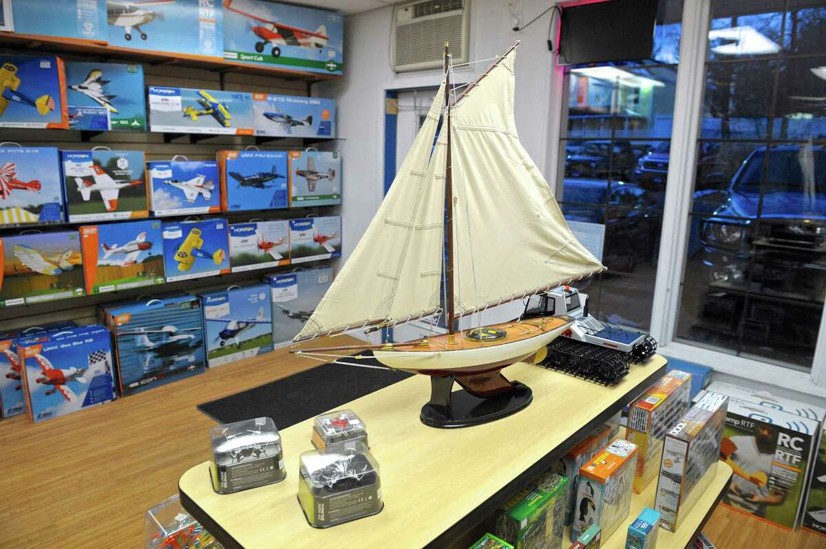 boat hobby shop