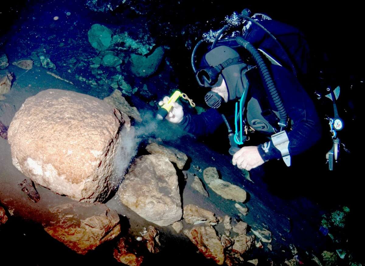 This underwater Mayan temple is otherworldly