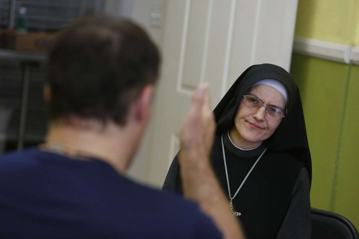 Tony Robbins buys location for SF’s homelesshelping nuns