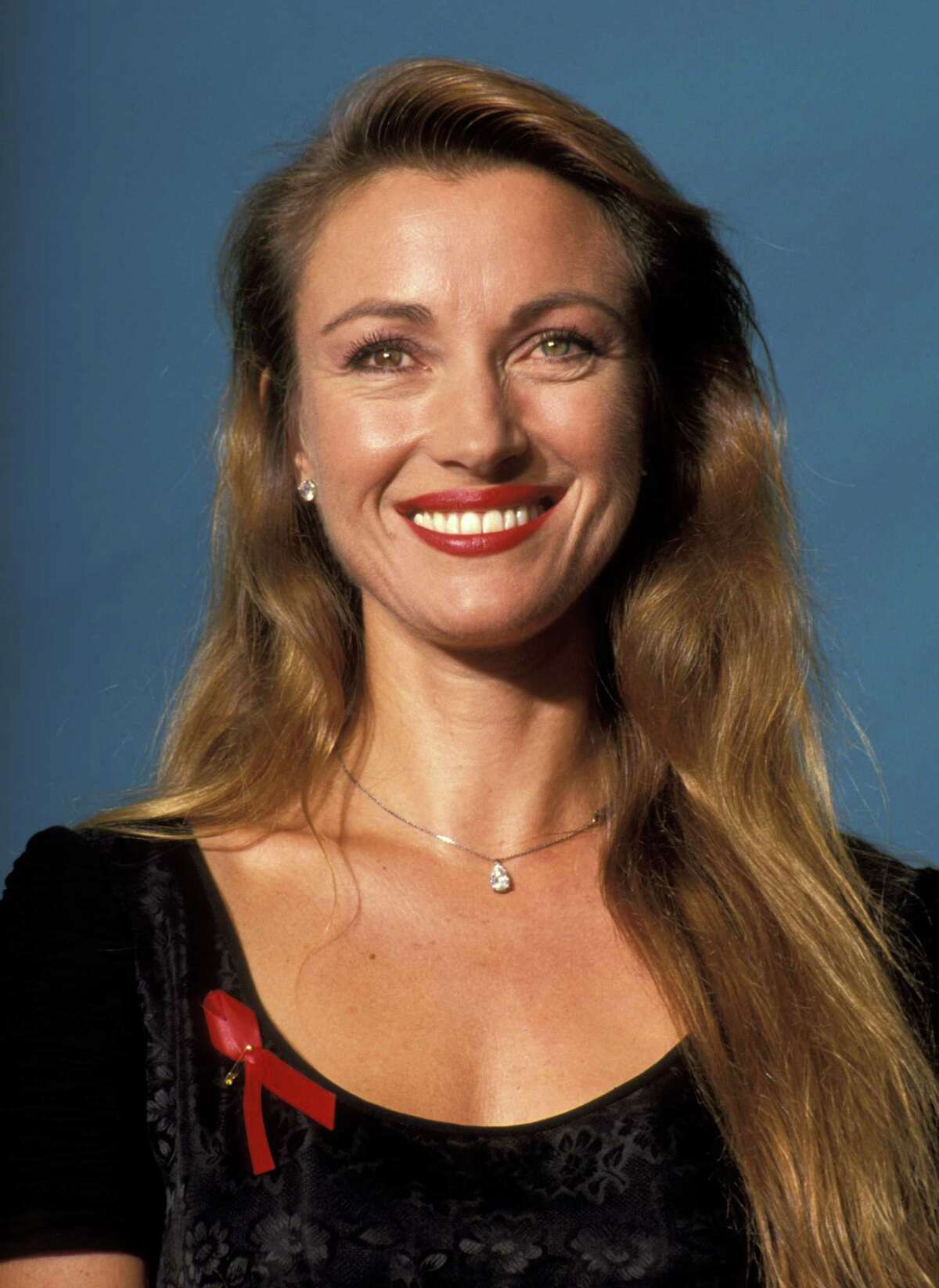 Then and now: Jane Seymour — Bond girl, Medicine Woman, activist ...