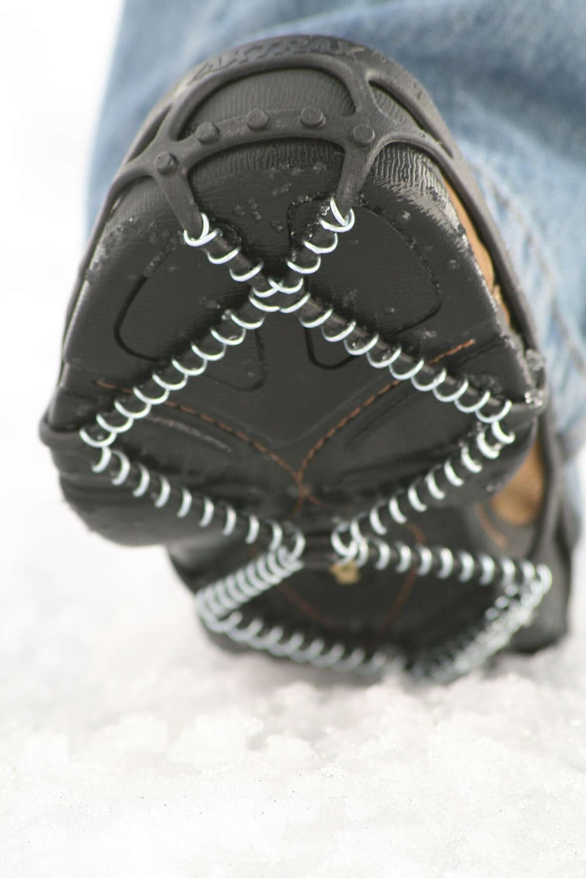 walking boots for icy conditions
