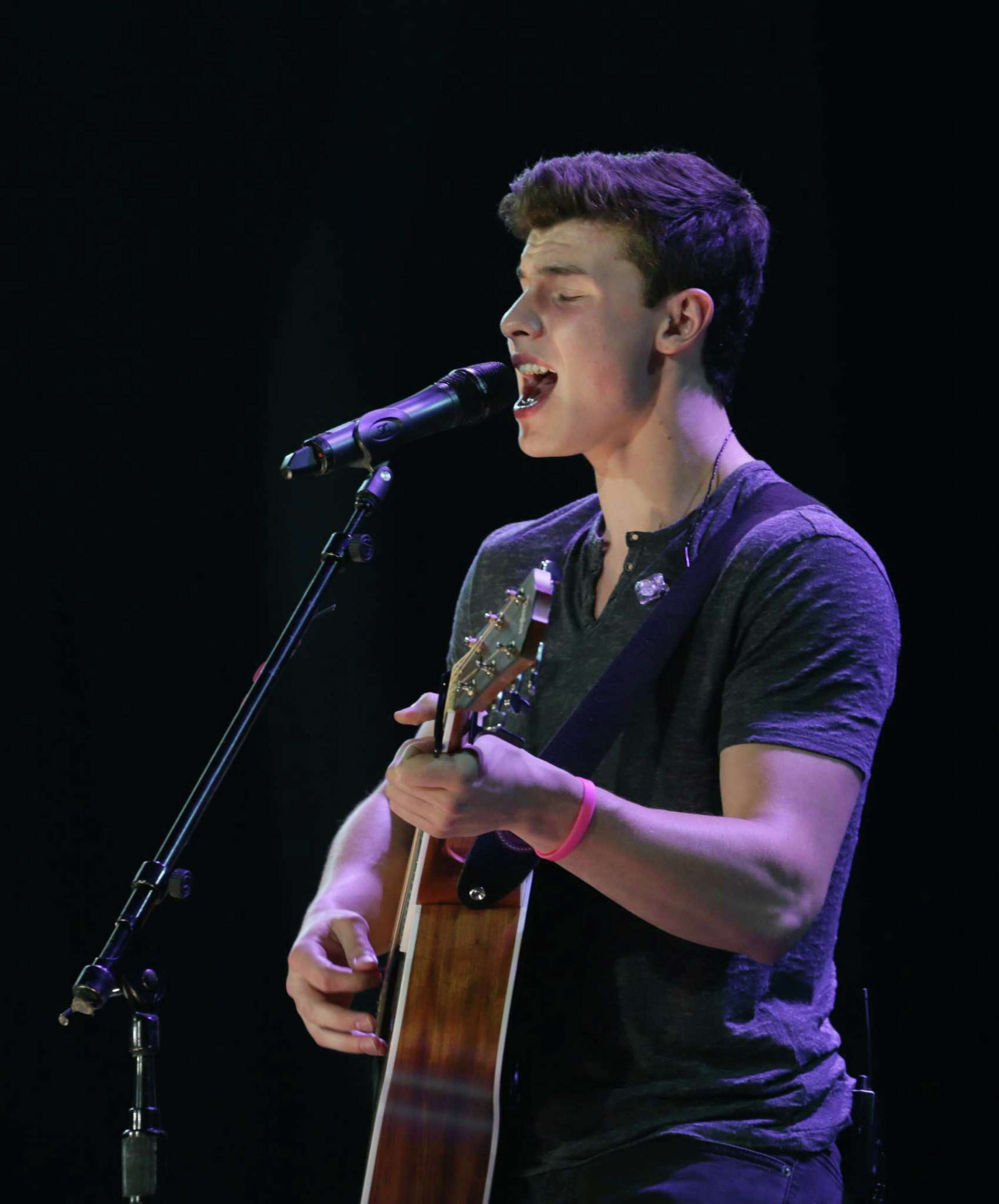 Is Shawn Mendes' Ethnicity A Factor In His Success? - mdp2nms