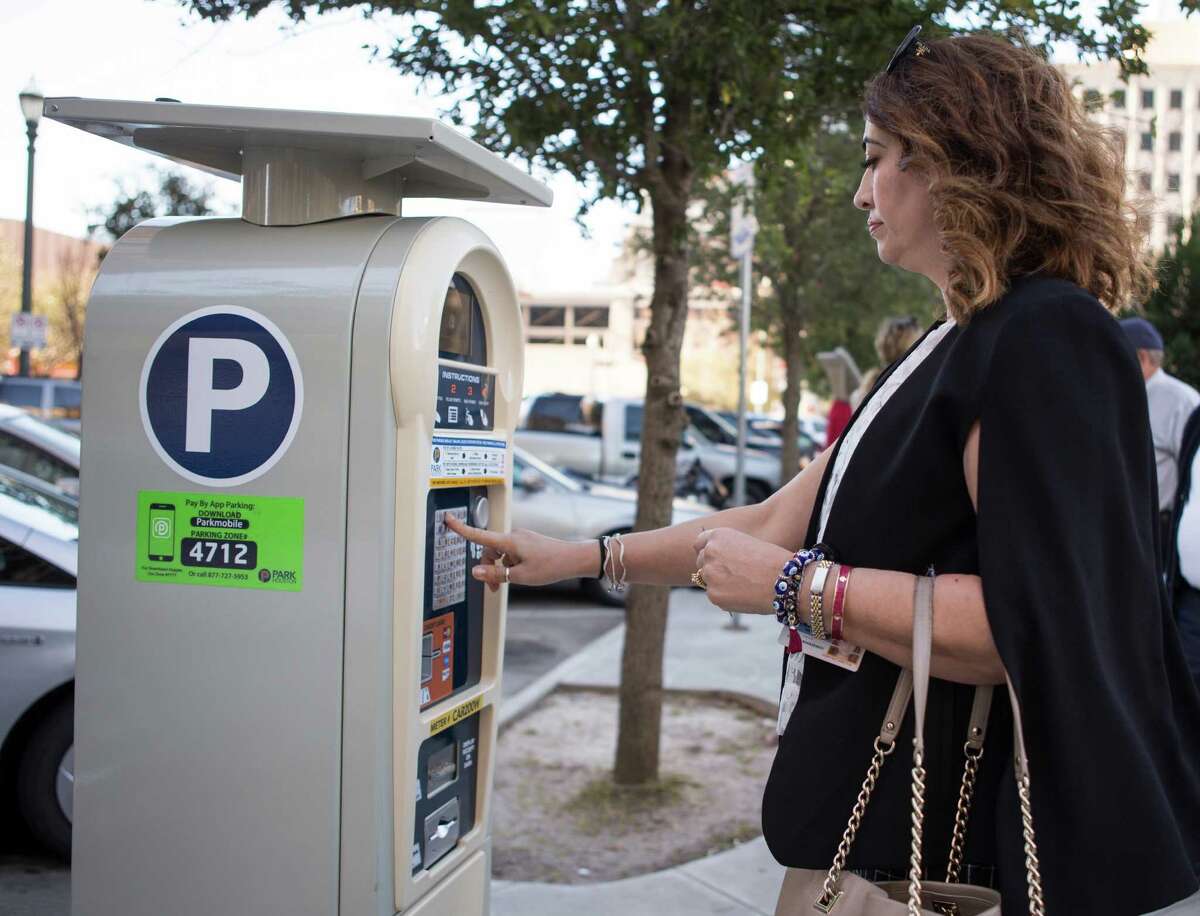 New parking meters offer additional options