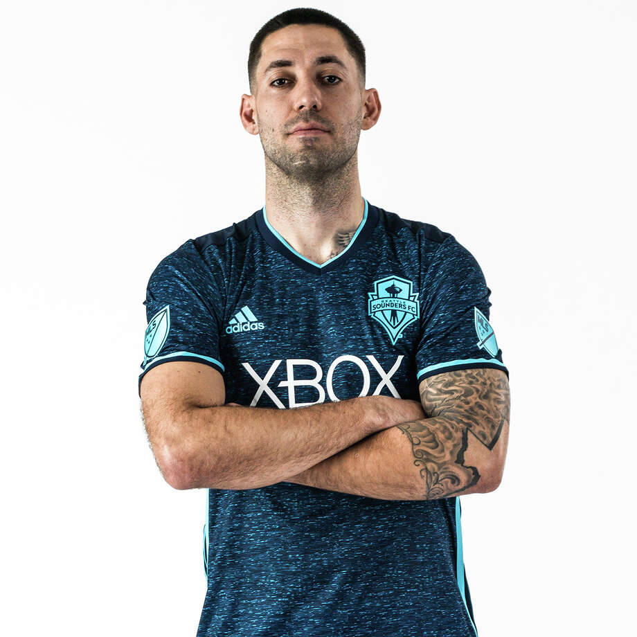 Seattle Sounders unveil new uniforms