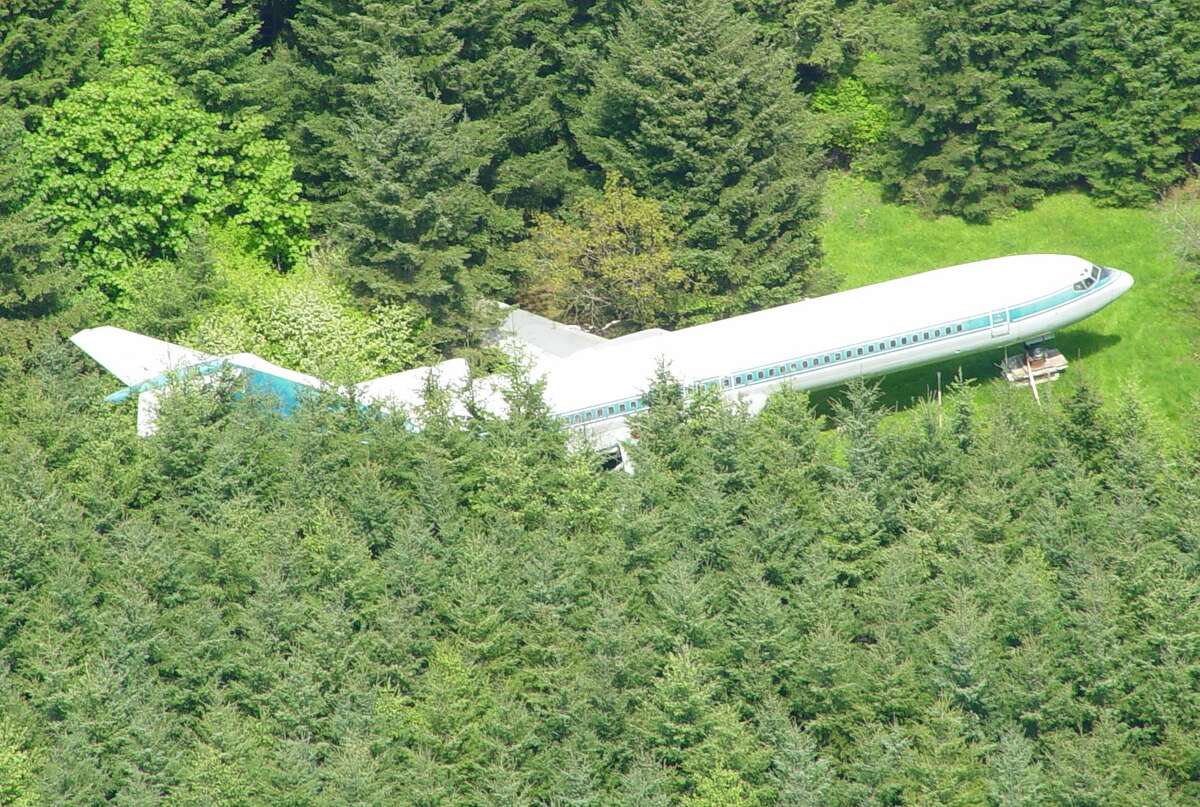 Oregon man Bruce Campbell acquired a Boeing 727 in 1999 and stuck it on a 10-acre lot in Portland. Since then, he has renovated the plane's cabin into suitable living quarters.