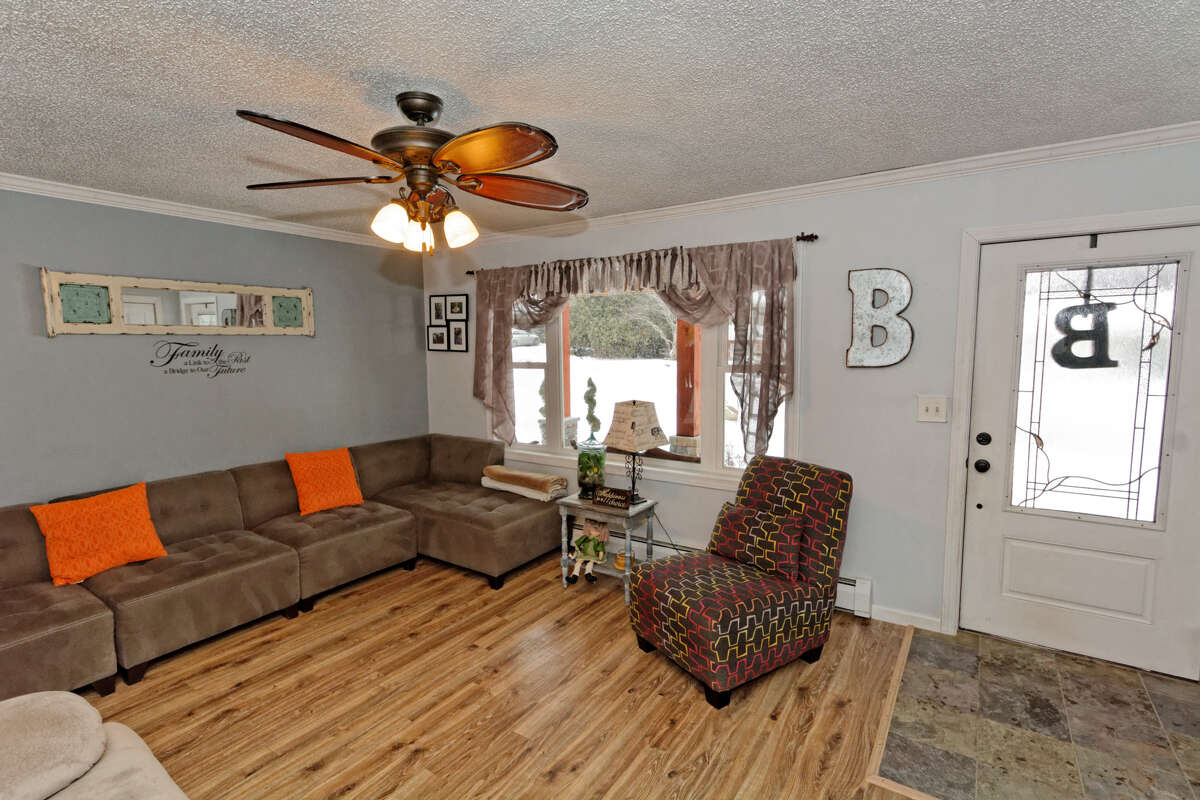 House of the Week Ranch in Corinth