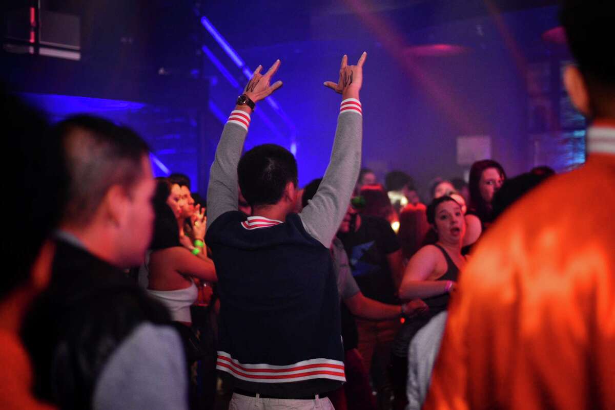 San Antonio's LIVE Ultra Lounge gets wild on college night