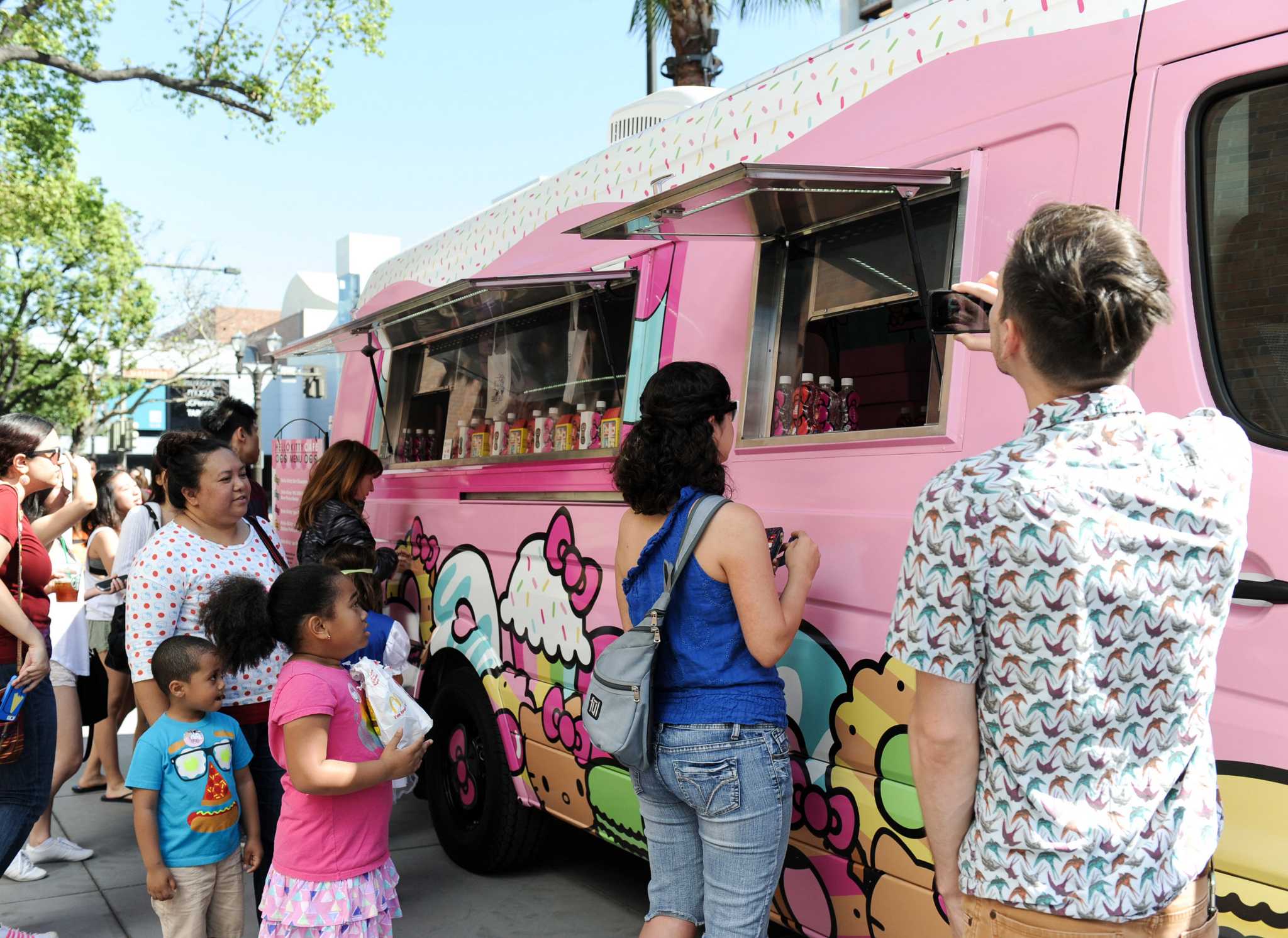 Hello Kitty Cafe Truck is rolling into Las Vegas