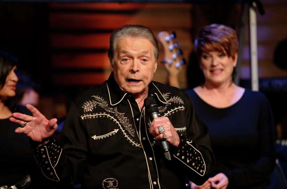 Texas country legend Mickey Gilley and his son involved in car crash