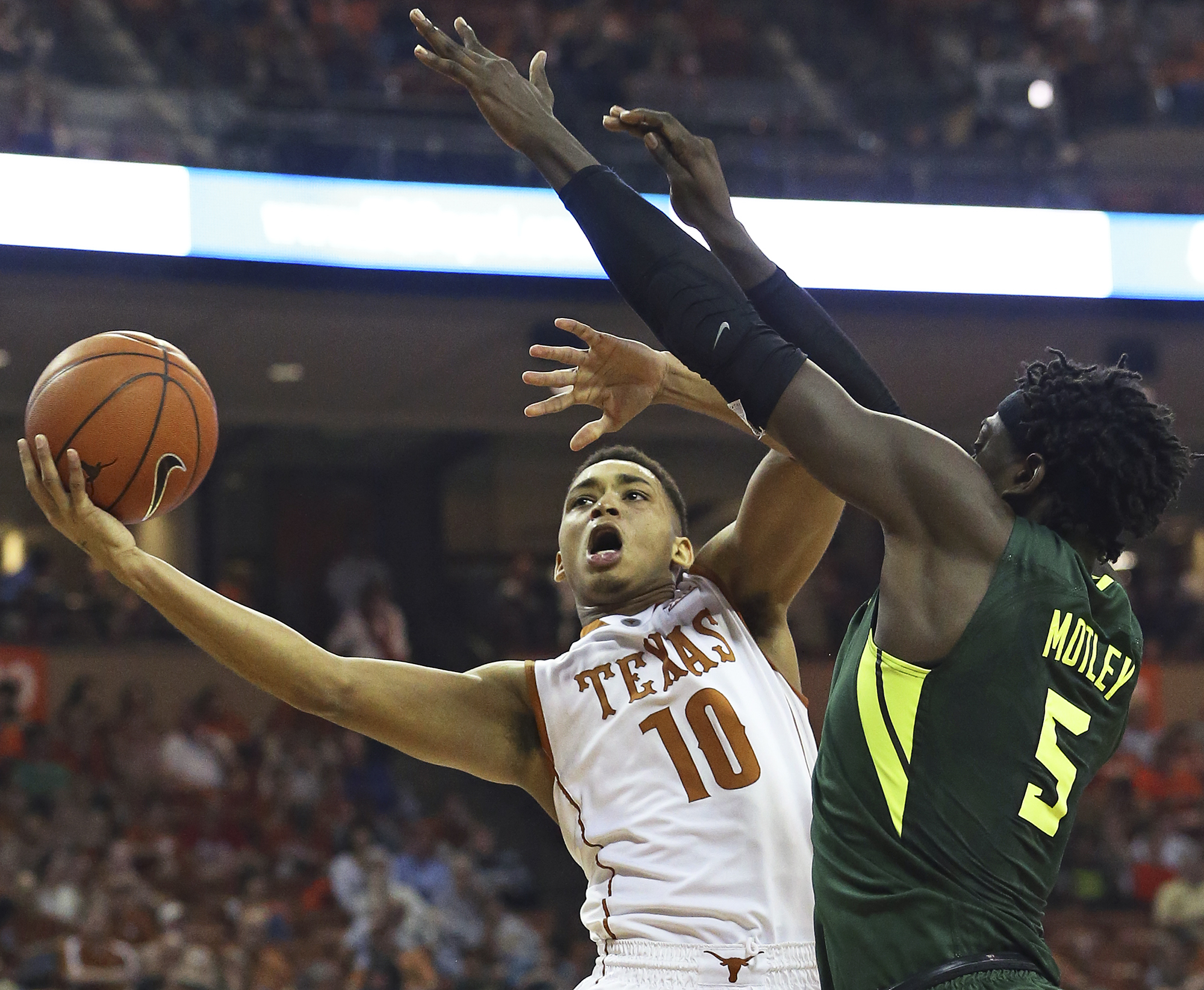 Texas' Eric Davis Suspended Indefinitely After Being Named in Corruption  Probe, News, Scores, Highlights, Stats, and Rumors