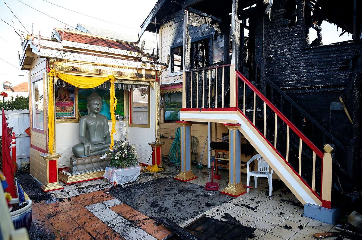 Candles blamed in fire that guts Oakland Buddhist temple, homes