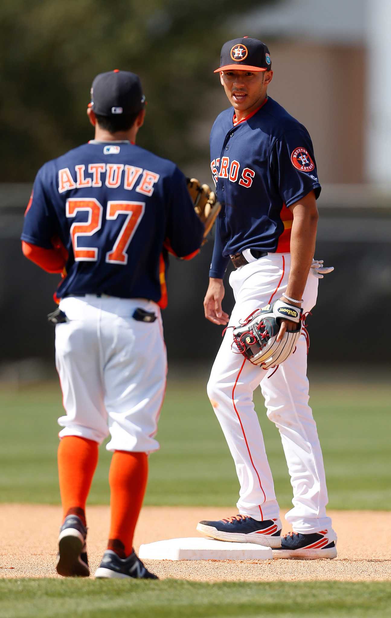 How Carlos Correa, Jose Altuve guided Jeremy Peña's Astros breakout