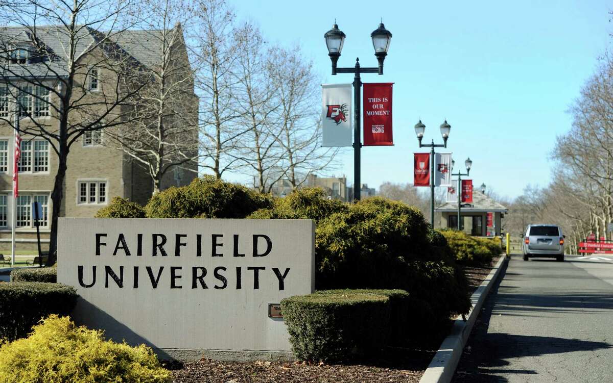 Fairfield University - Fairfield, Conn. Overall business school: Not Ranked Finance program: 14 Accounting program: 15 Marketing program: 19