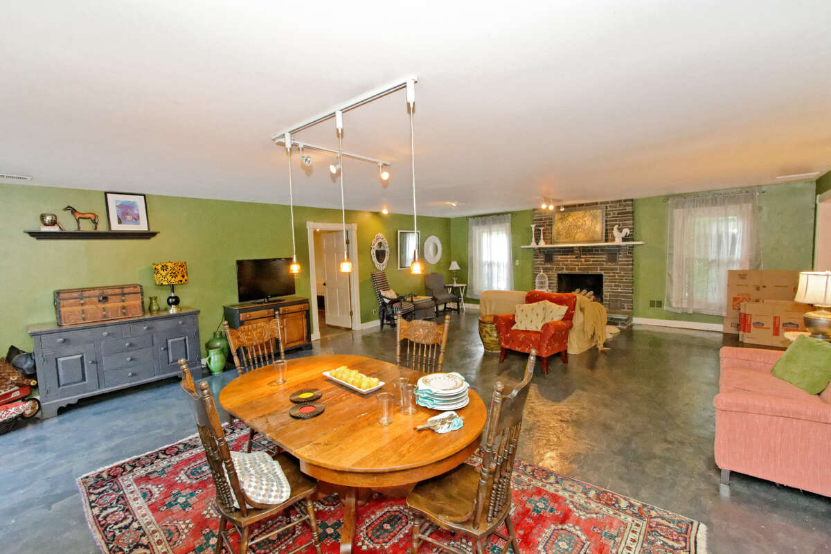 House of the Week Custom in Altamont