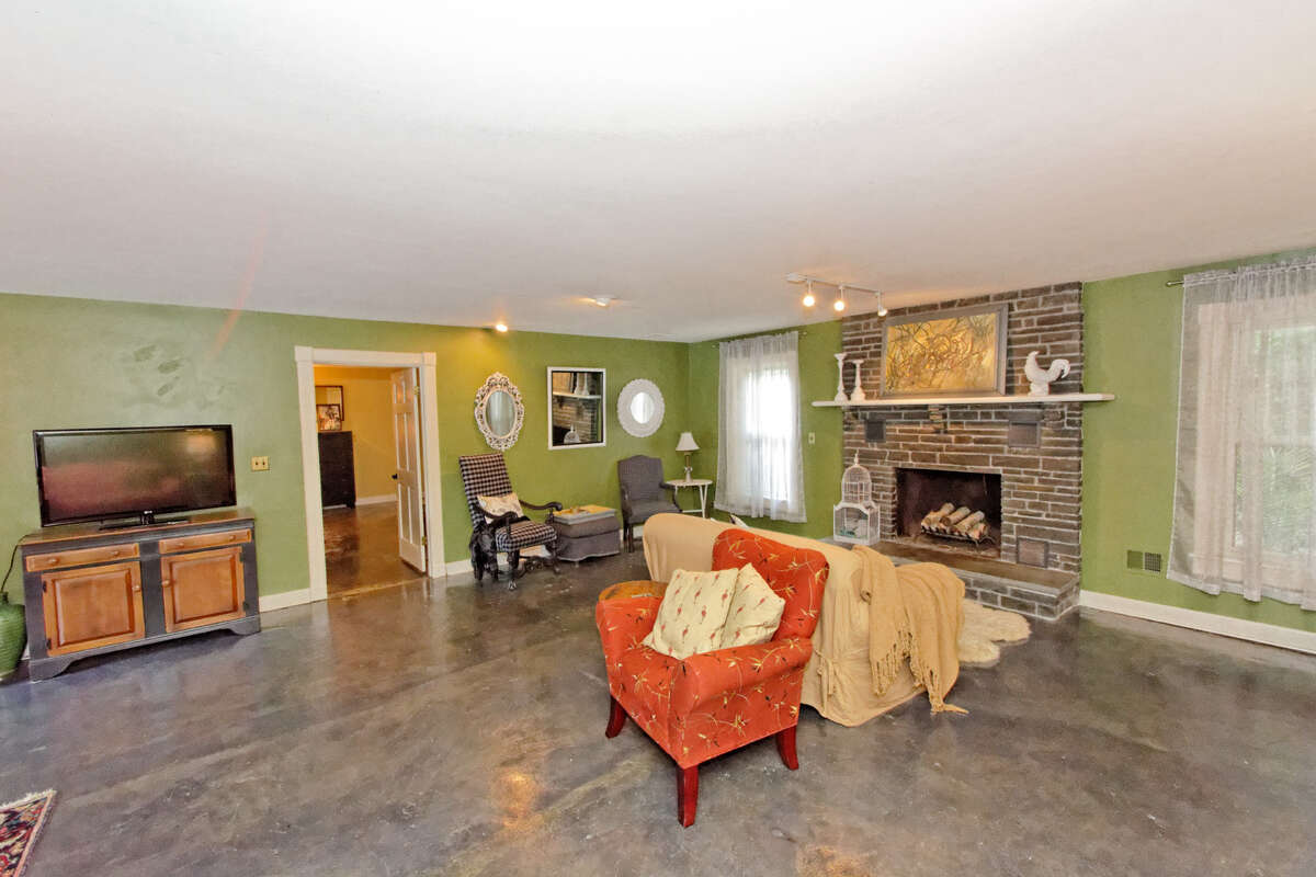 House of the Week Custom in Altamont