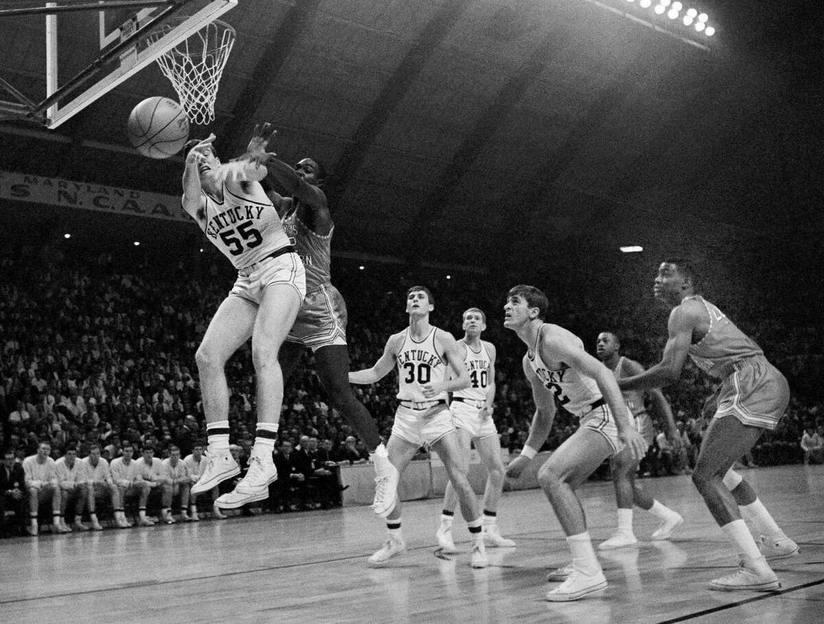 Harry Flournoy, captain on 1966 Texas Western championship team, dies