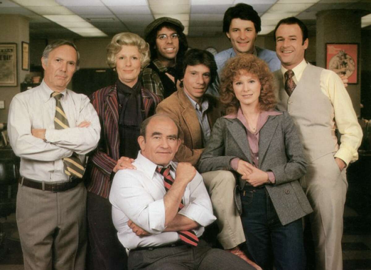Spinoff Weirdly, Lou Grant got an eponymous spinoff as an hourlong drama in 1977. Asner again played Grant, now a newspaper editor, having moved over from TV.