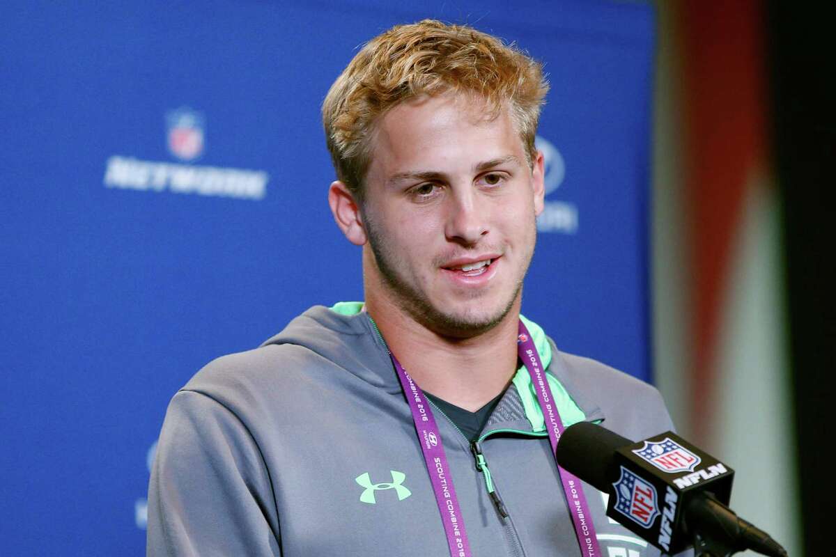 INDIANAPOLIS, IN - FEBRUARY 25: Quarterback Jared Goff #8 of California speaks to the media during the 2016 NFL Scouting Combine at Lucas Oil Stadium on February 25, 2016 in Indianapolis, Indiana. (Photo by Joe Robbins/Getty Images)