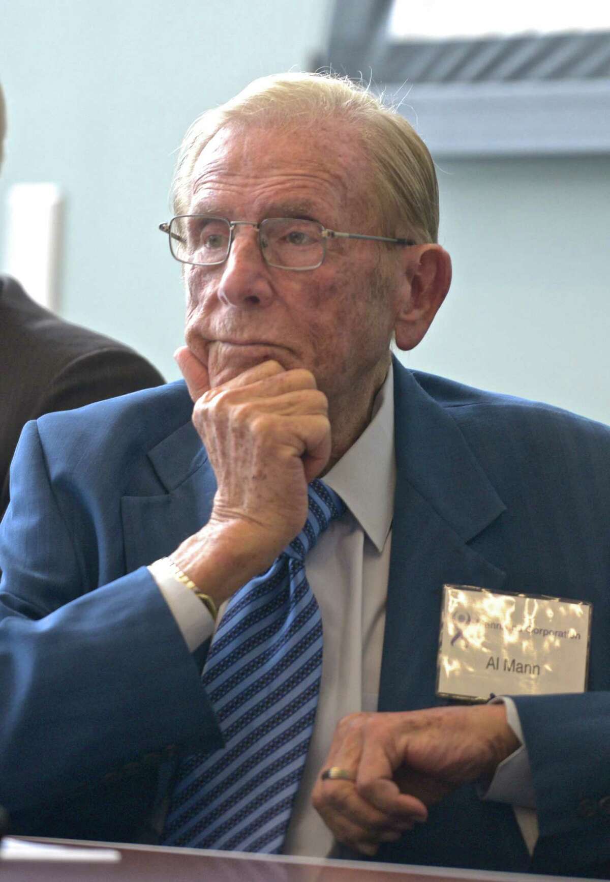 Alfred Mann, founder of MannKind Corporation during the companies annual stockholders meeting on Thursday, May 21, 2015, in Danbury, Conn. Mann died at age 90 in Las Vegas on Thursday, Feb. 25, 2016.