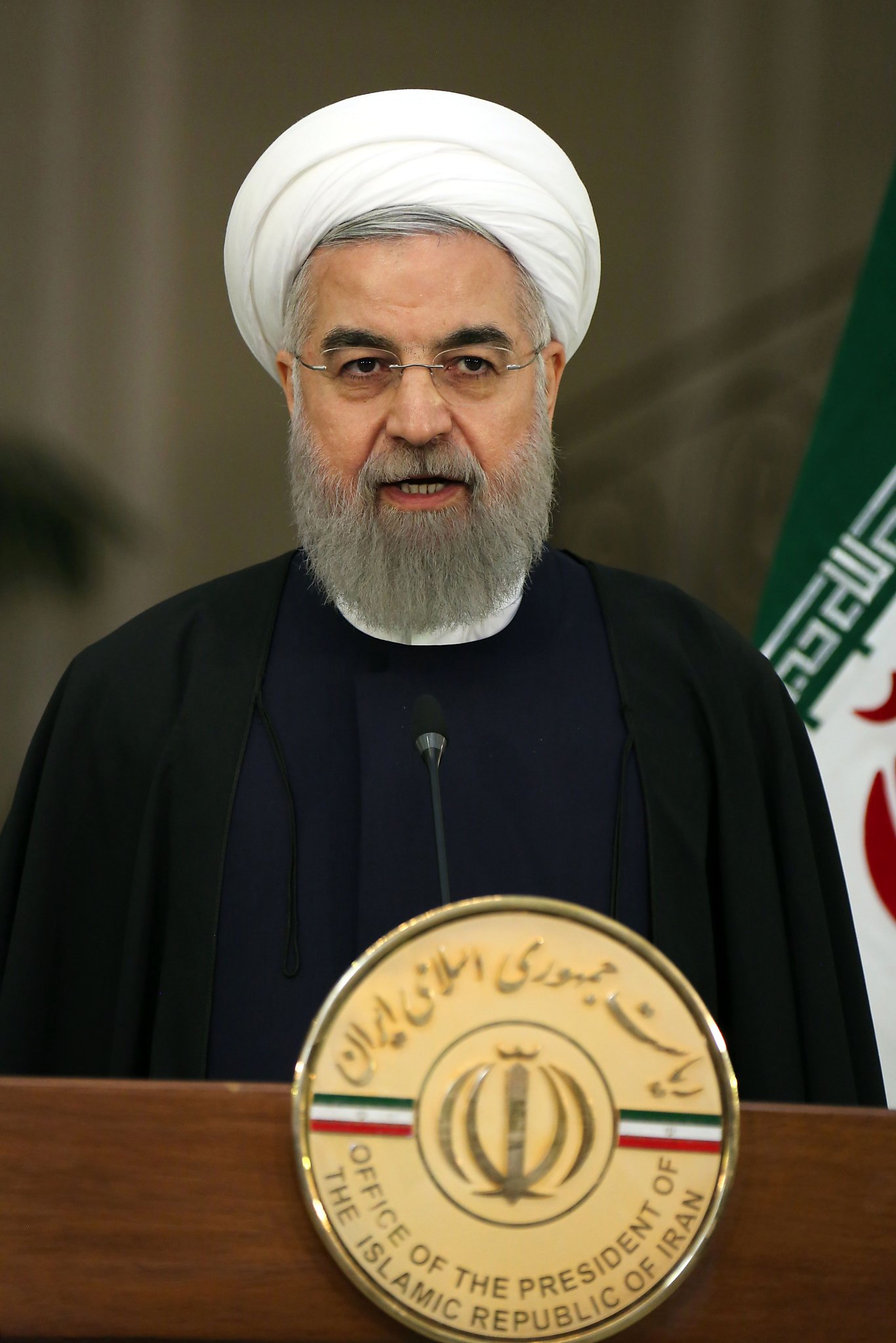Moderates make gains in Iranian election