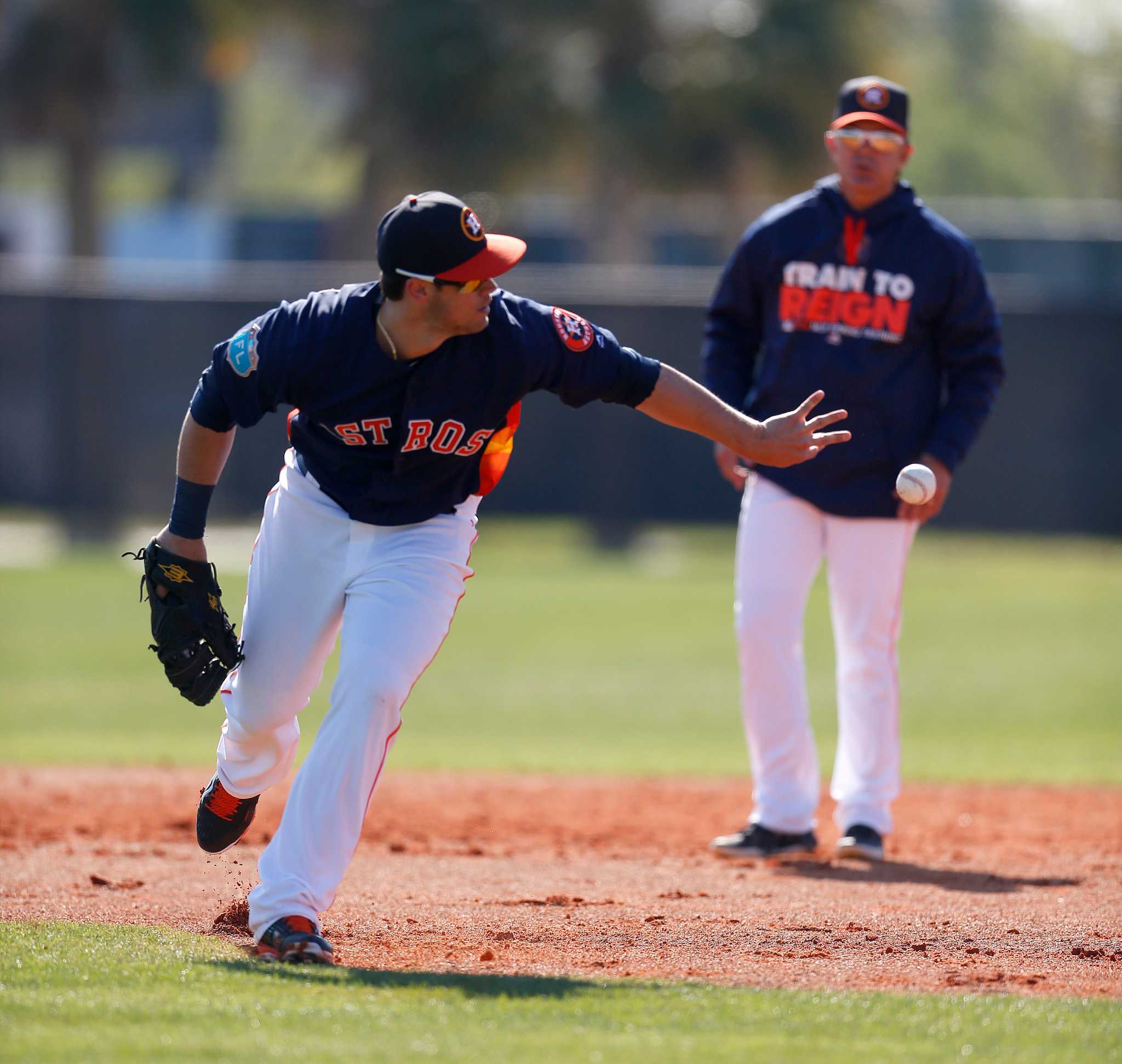 How Carlos Correa, Jose Altuve guided Jeremy Peña's Astros breakout