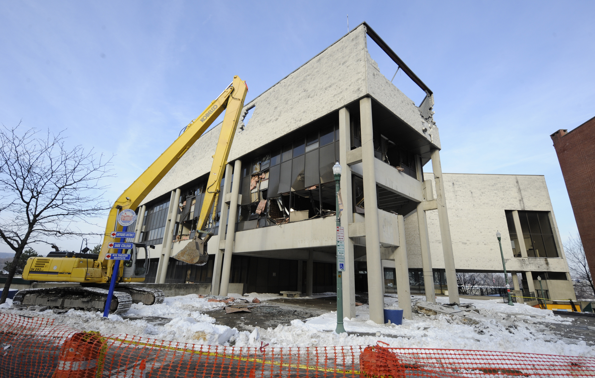 Troy looks again for City Hall site