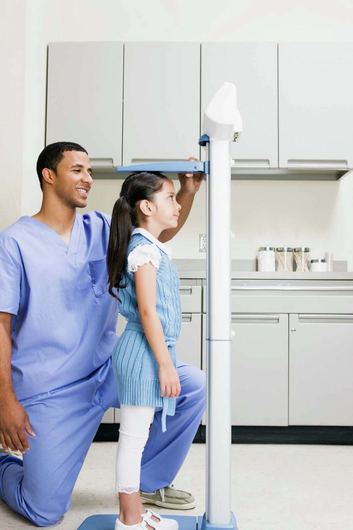 Hiring a veterinarian proves difficult in rural areas