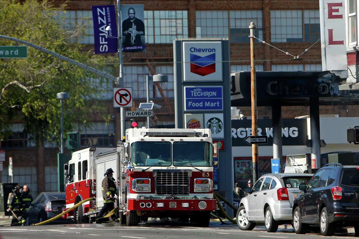 Fire damages gas station and shuttle bus in SF’s SoMa area
