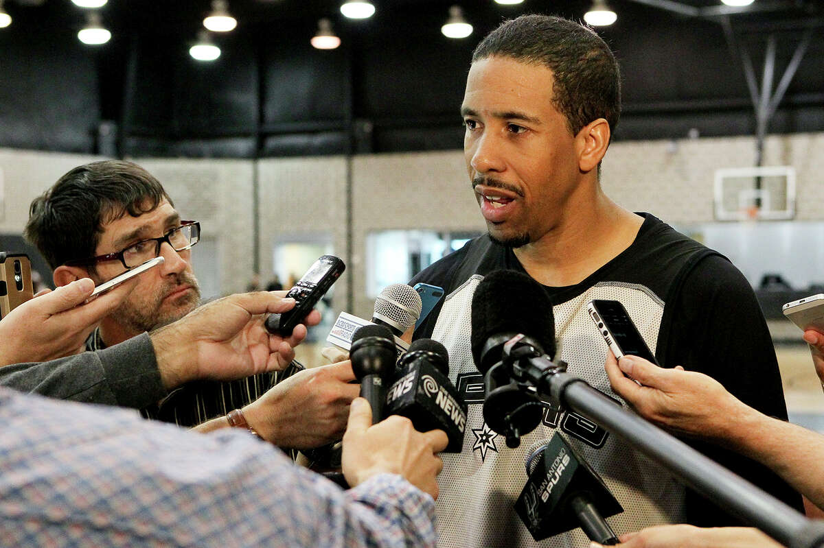 The newest Spurs roster addition, veteran guard Andre Miller, talks to reporters at the conclusion of his first workout at the Spurs practice facility on Tuesday, March 1, 2016. MARVIN PFEIFFER/ mpfeiffer@express-news.net