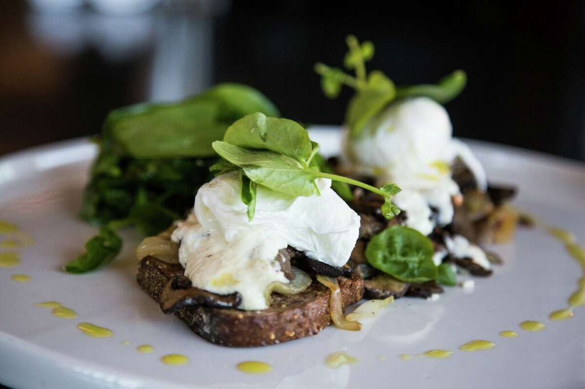 Houston restaurants are embracing brunch