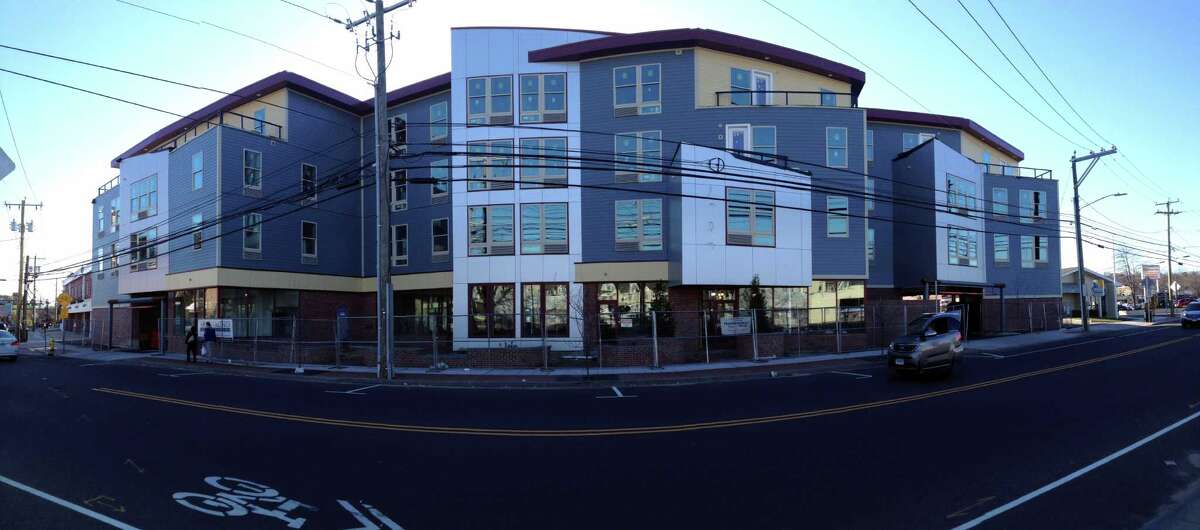 Stamford point of interest Springdale apartment building nears completion