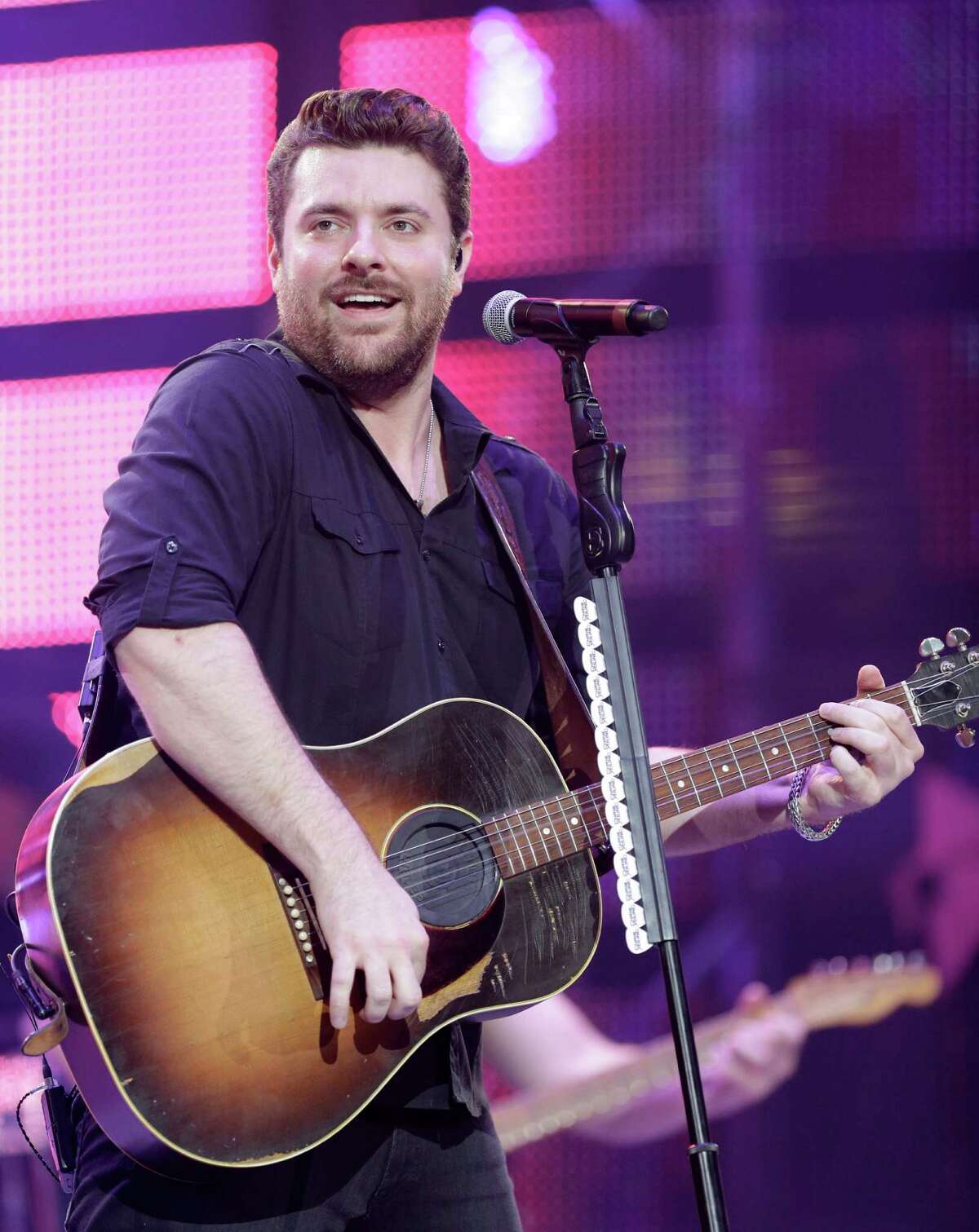 Chris Young in fine voice at RodeoHouston