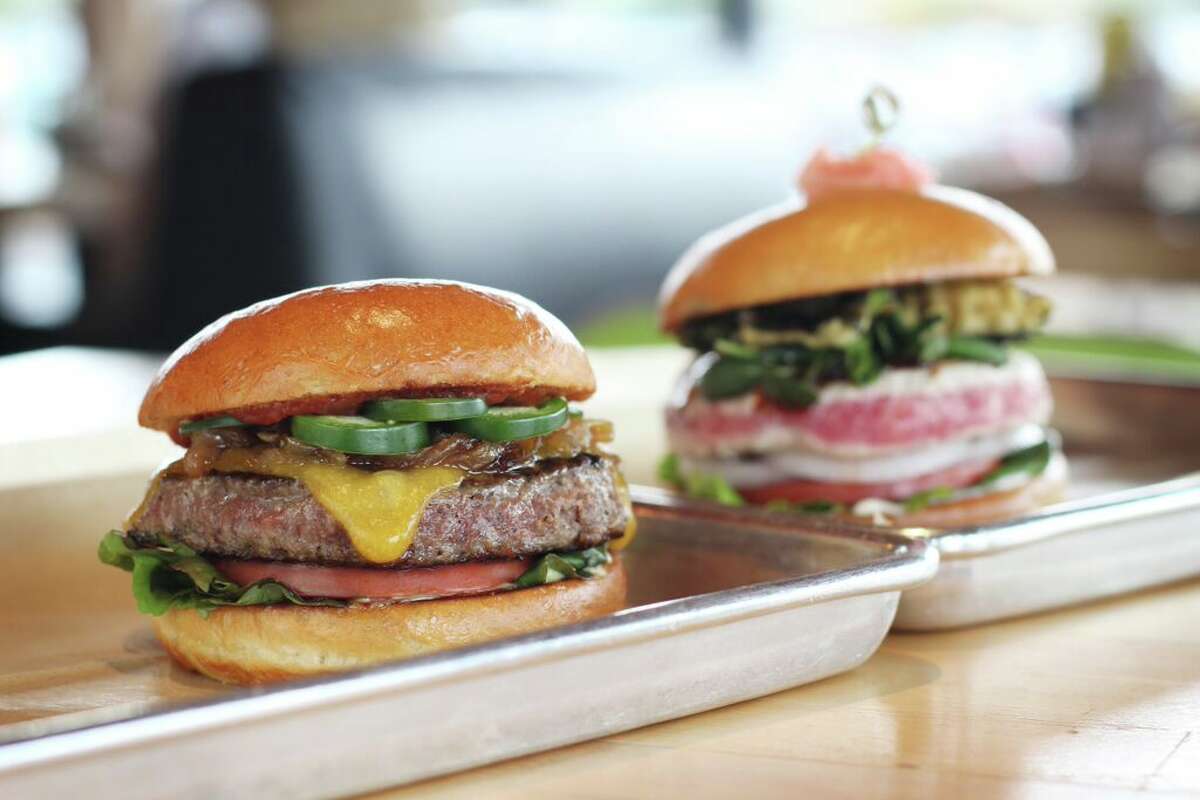 First Look Hopdoddy at River Oaks District