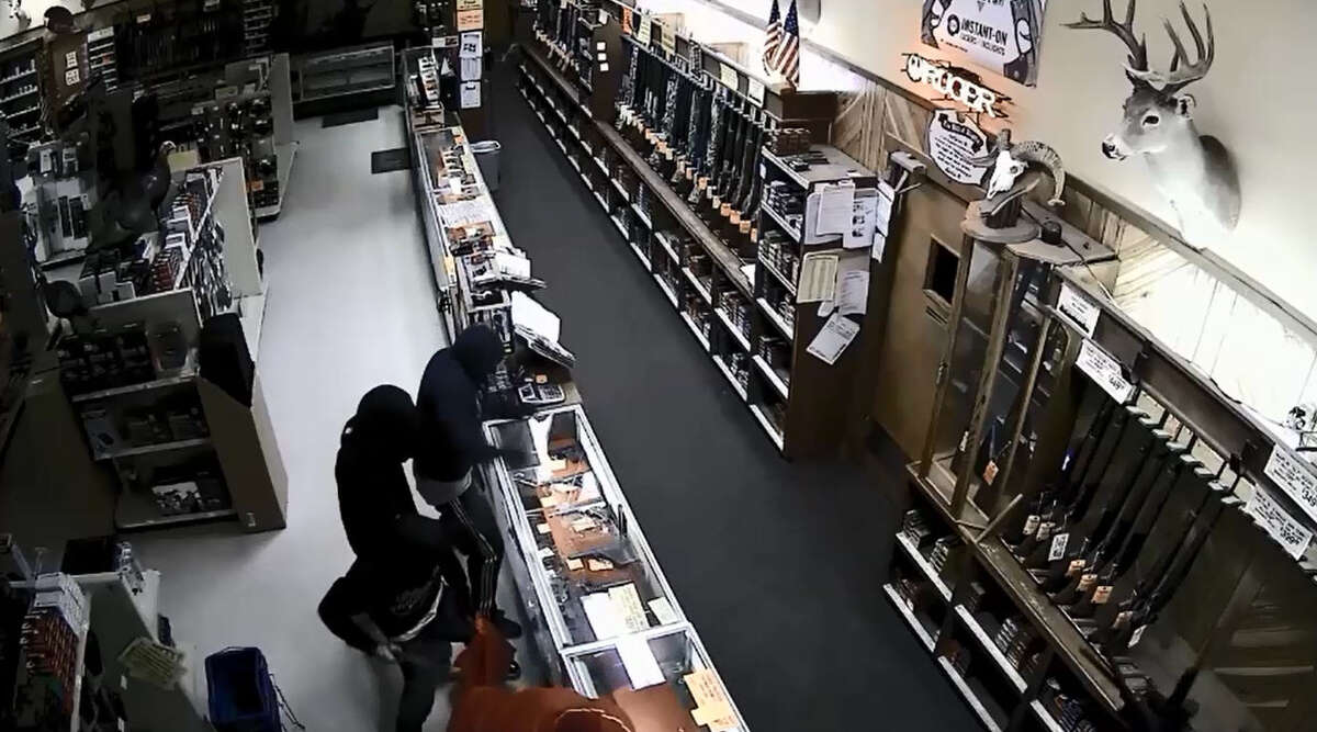 Massive Houston gun store robbery caught on surveillance cameras
