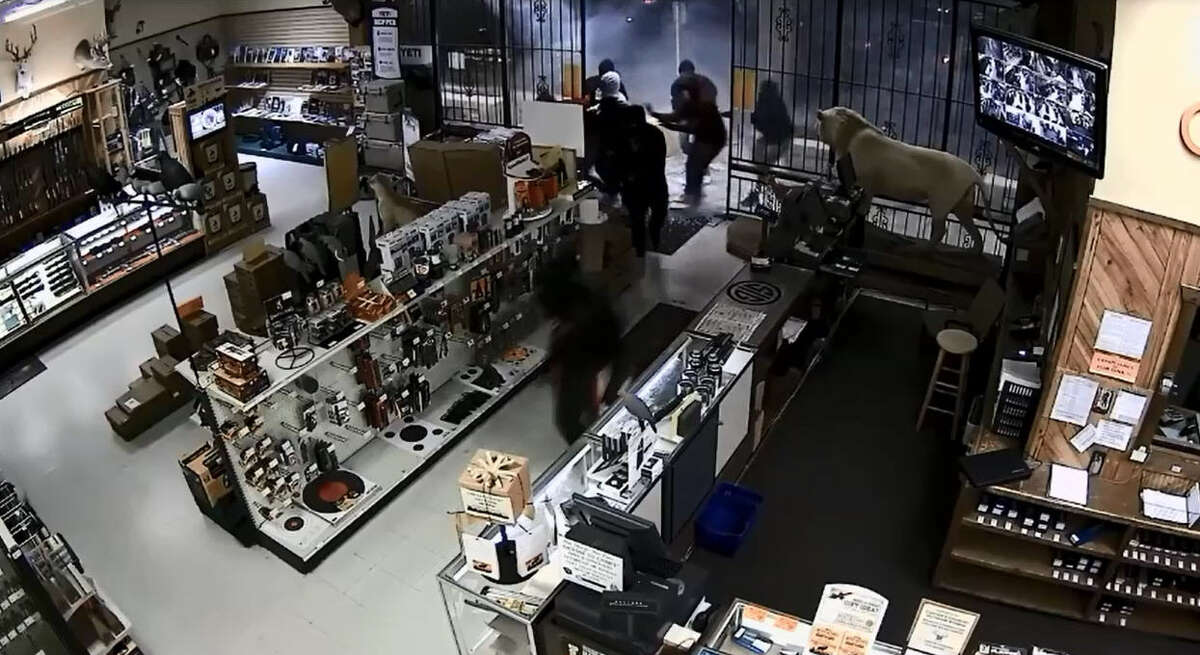 Massive Houston gun store robbery caught on surveillance cameras