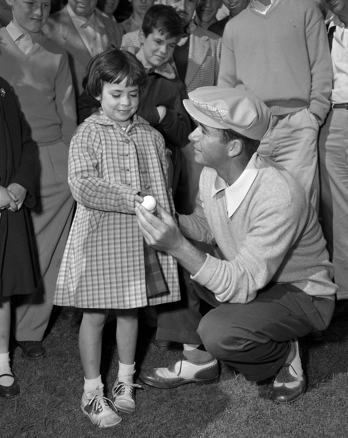 Ken Venturi would beat Art Linhares in the 1953 San Francisco City Golf Championships Venturi would present the winning ball to Maureen Powell ( age 6) who was a big fan April 1953
