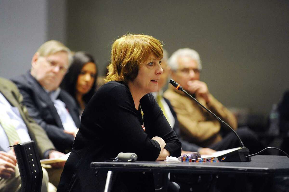 Proposal calls for 500 fine for not yielding to pedestrian