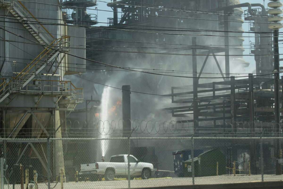 1 injured in fire at troubled Pasadena plant