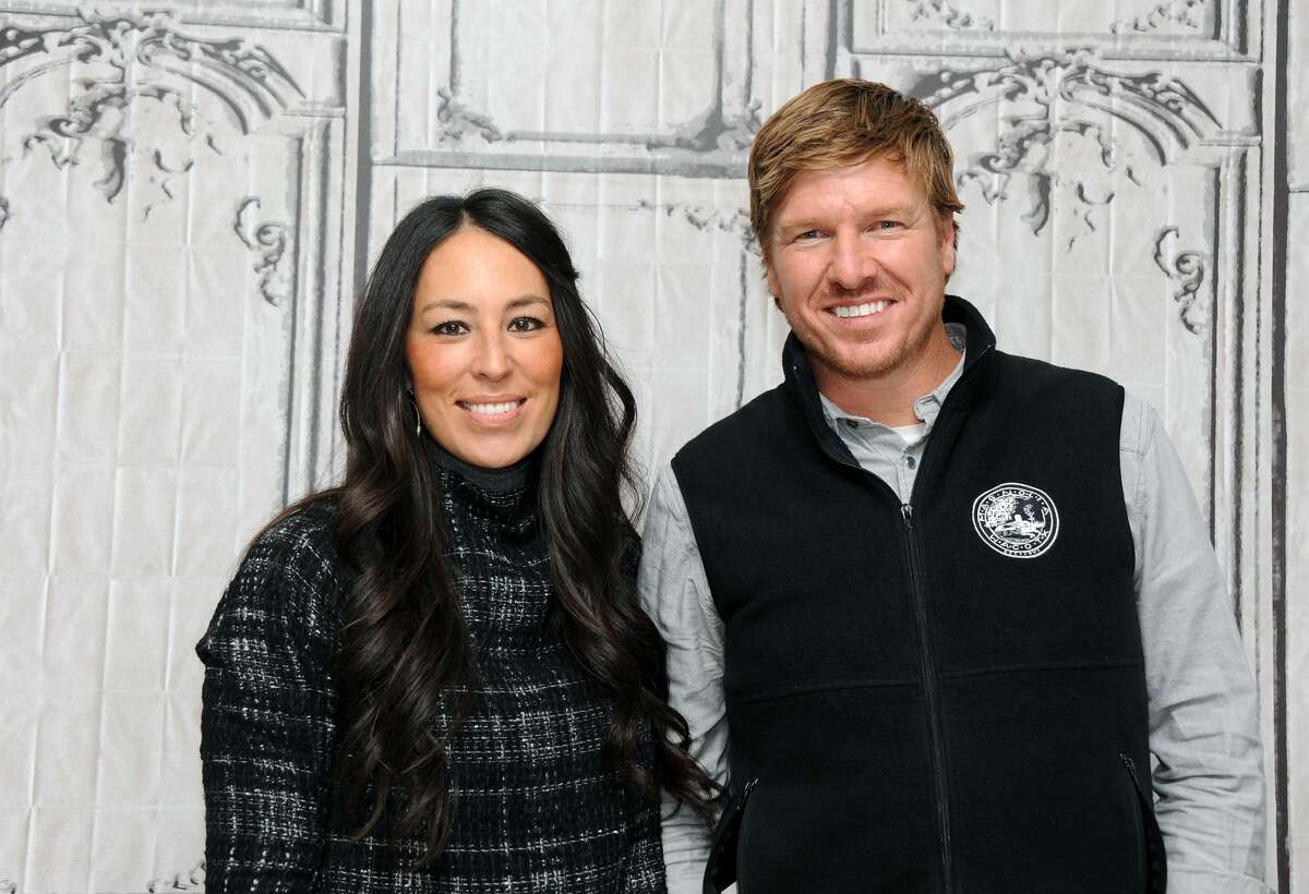 Chip and Joanna Gaines are easily two of the favorites of HGTV's programming with their hit show Fixer Upper, but can you guess how much this couple is worth? >>Keep clicking for some of the facts that will make you fall in love with Chip and Joanna.