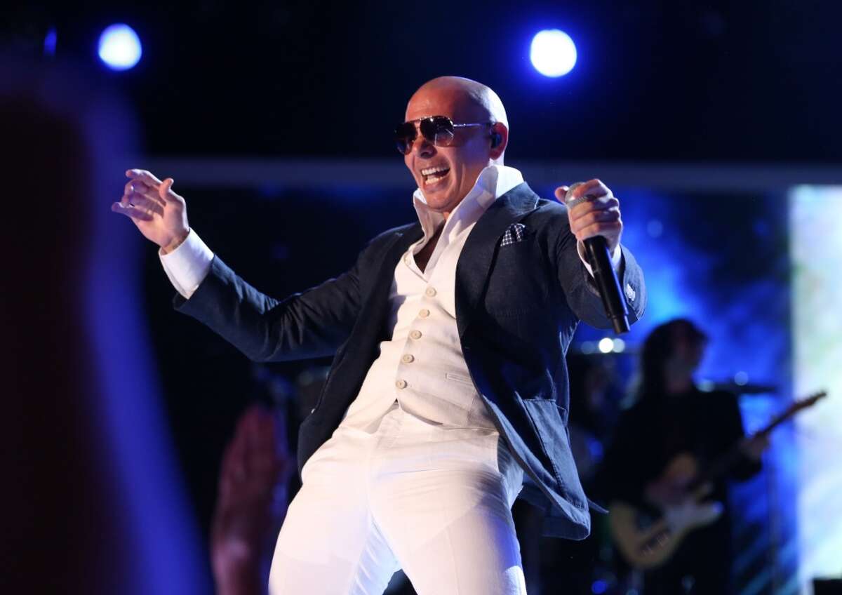 18 reasons why people love to hate Pitbull
