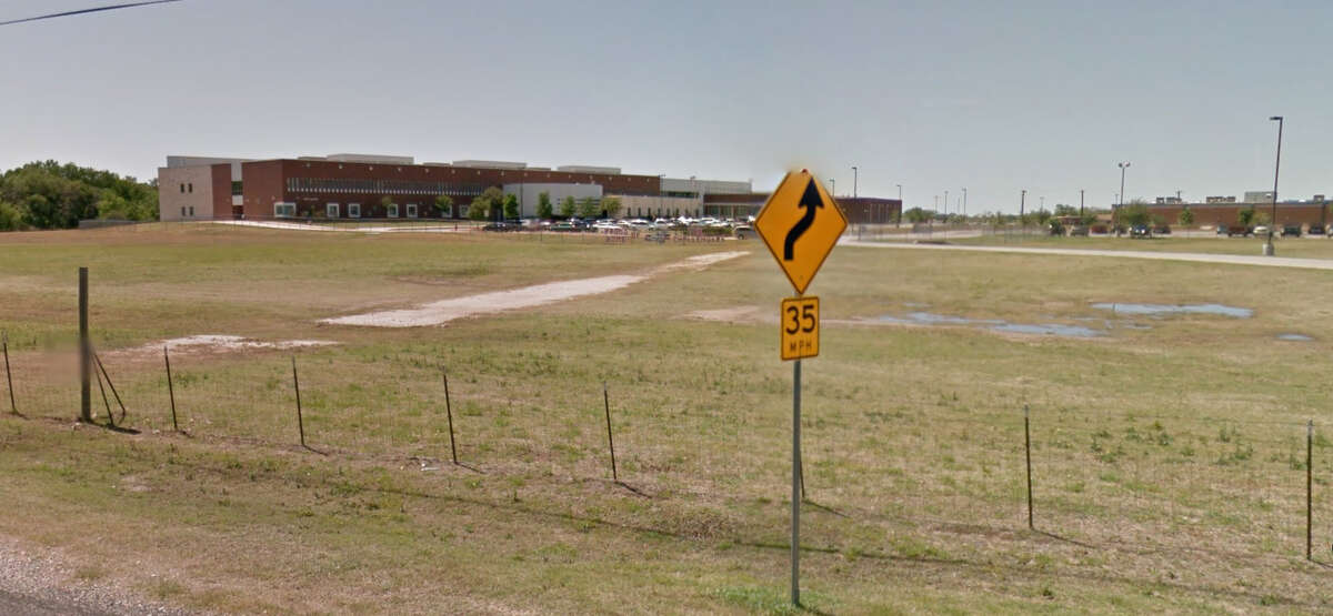 Ronald McNair Middle School, 11553 Pearsall Rd, Atascosa, TX