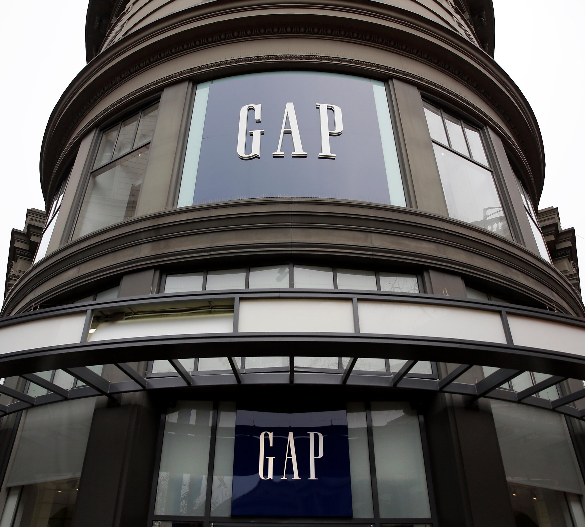 Gap store shop close to me
